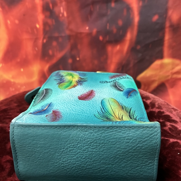 Anuschka Turquoise Feather Art Clutch - Picture 7 of 7